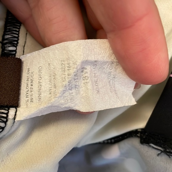 Via Marina dotted halter swimsuit top - Picture 5 of 7